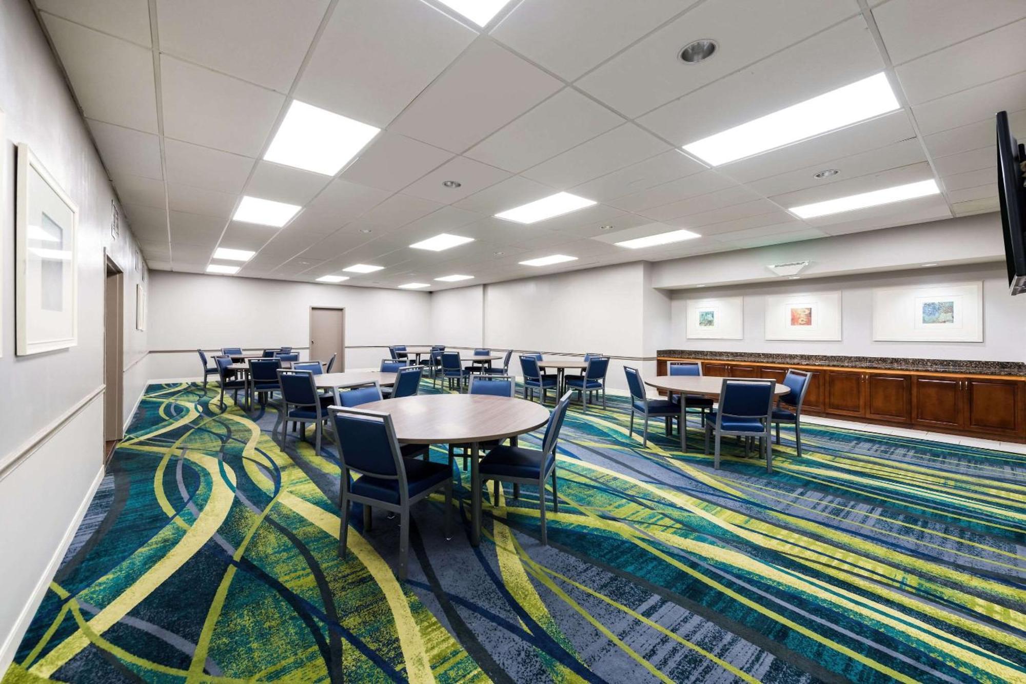 Country Inn & Suites By Radisson, Virginia Beach Oceanfront , Va Exterior photo