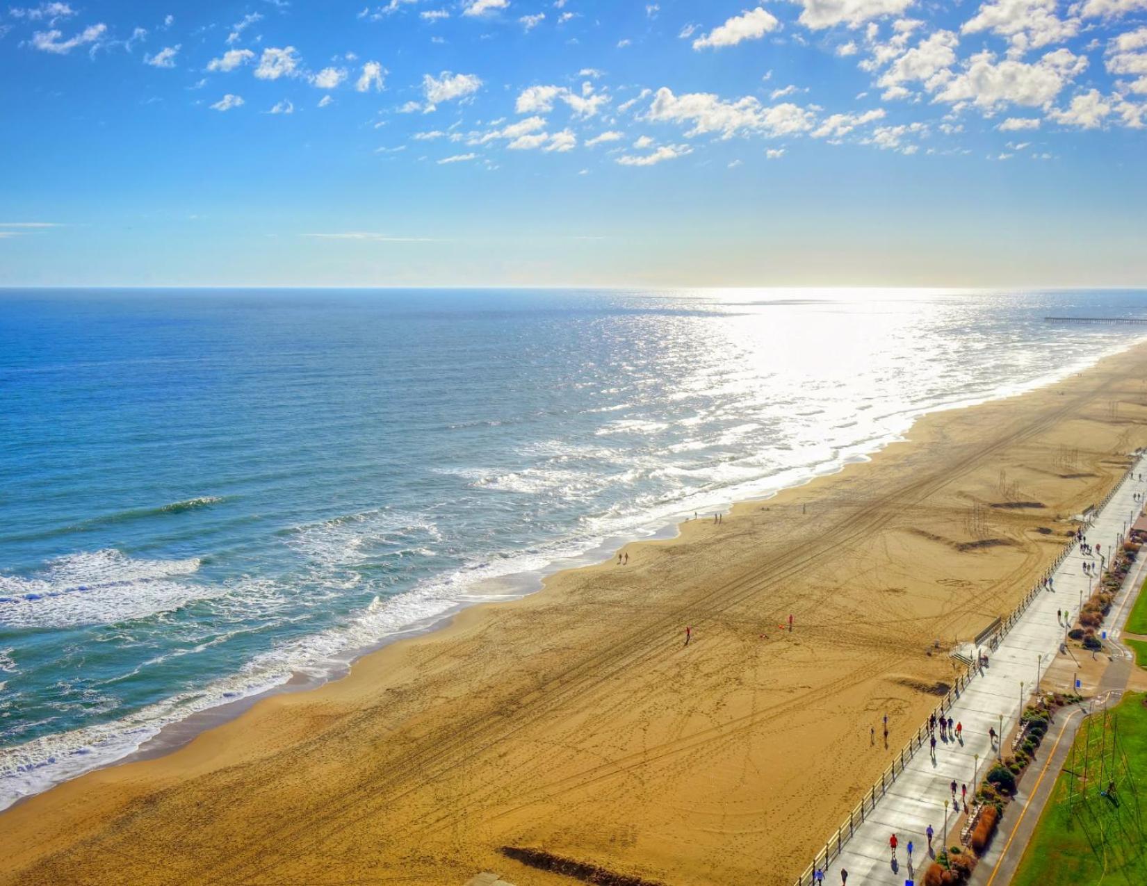 Country Inn & Suites By Radisson, Virginia Beach Oceanfront , Va Exterior photo