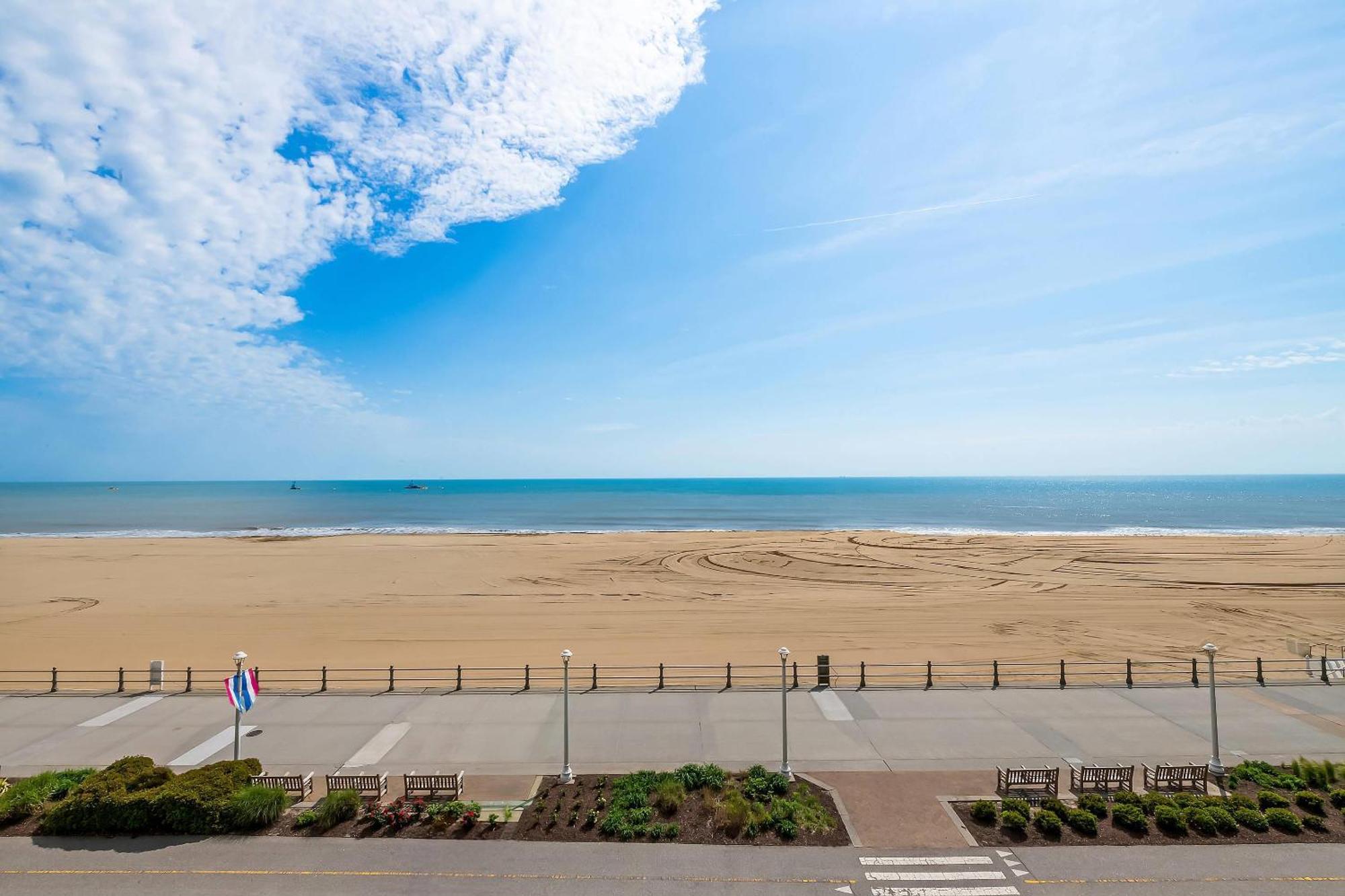 Country Inn & Suites By Radisson, Virginia Beach Oceanfront , Va Exterior photo